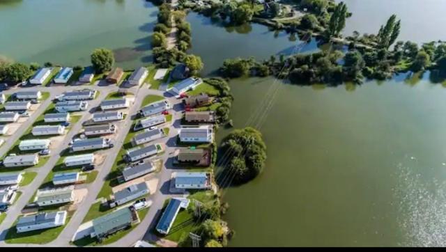 Lodge Caravan On Holiday Park Chichester Ngoại thất bức ảnh