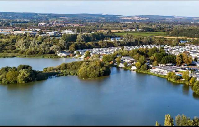 Lodge Caravan On Holiday Park Chichester Ngoại thất bức ảnh
