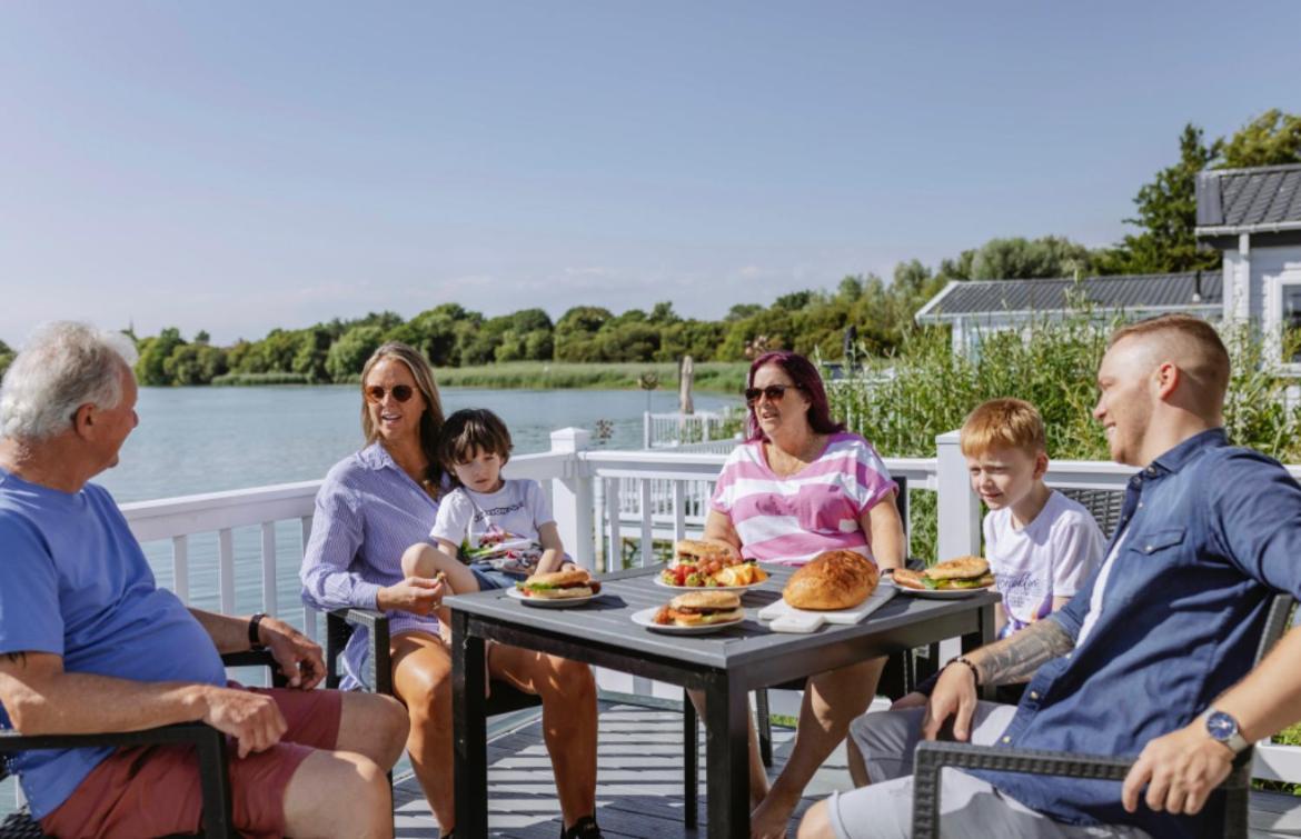 Lodge Caravan On Holiday Park Chichester Ngoại thất bức ảnh